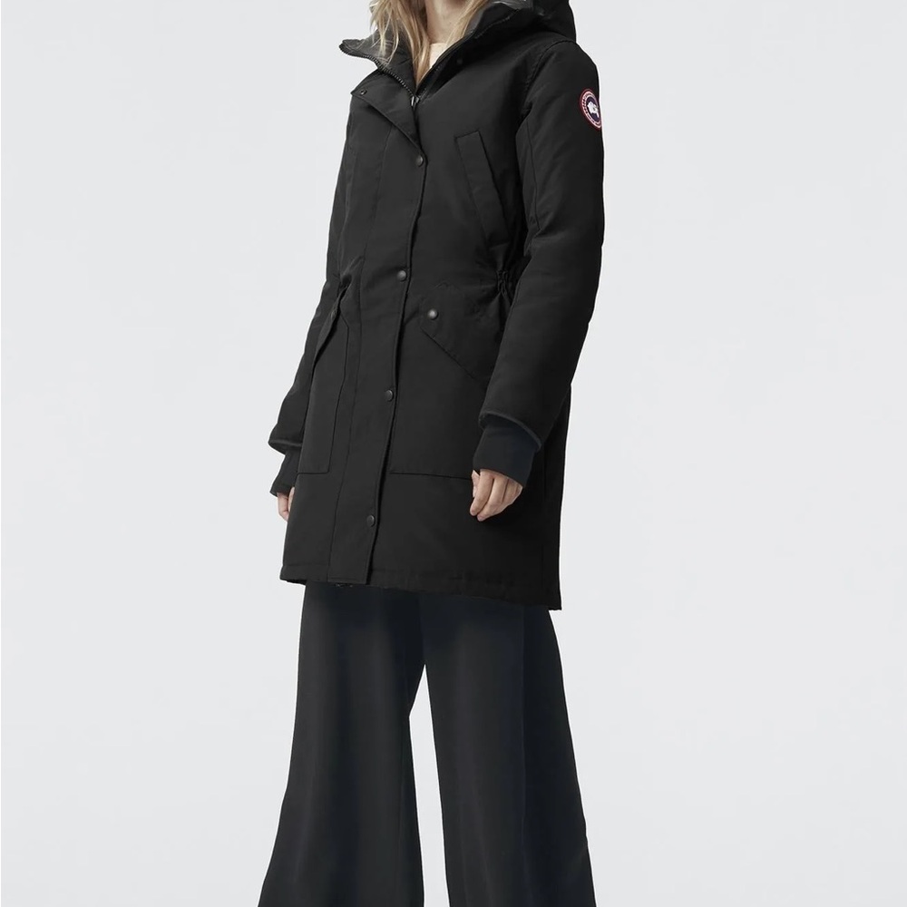 Canada Goose Women's Black Ellsmere Parka with Fur Hood